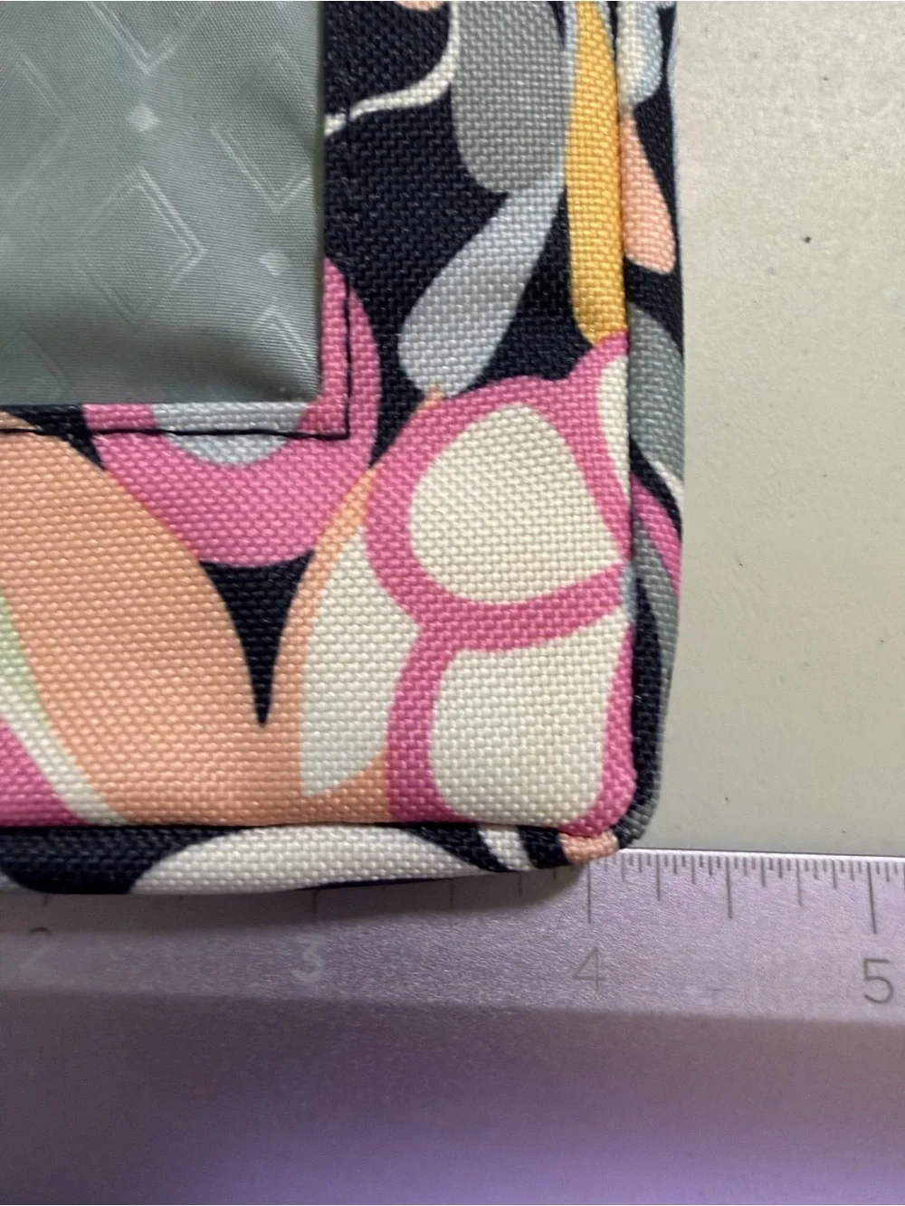 Vera Bradley Lighten Up RFID Mini Cellphone Crossbody Mod Paisley NWT